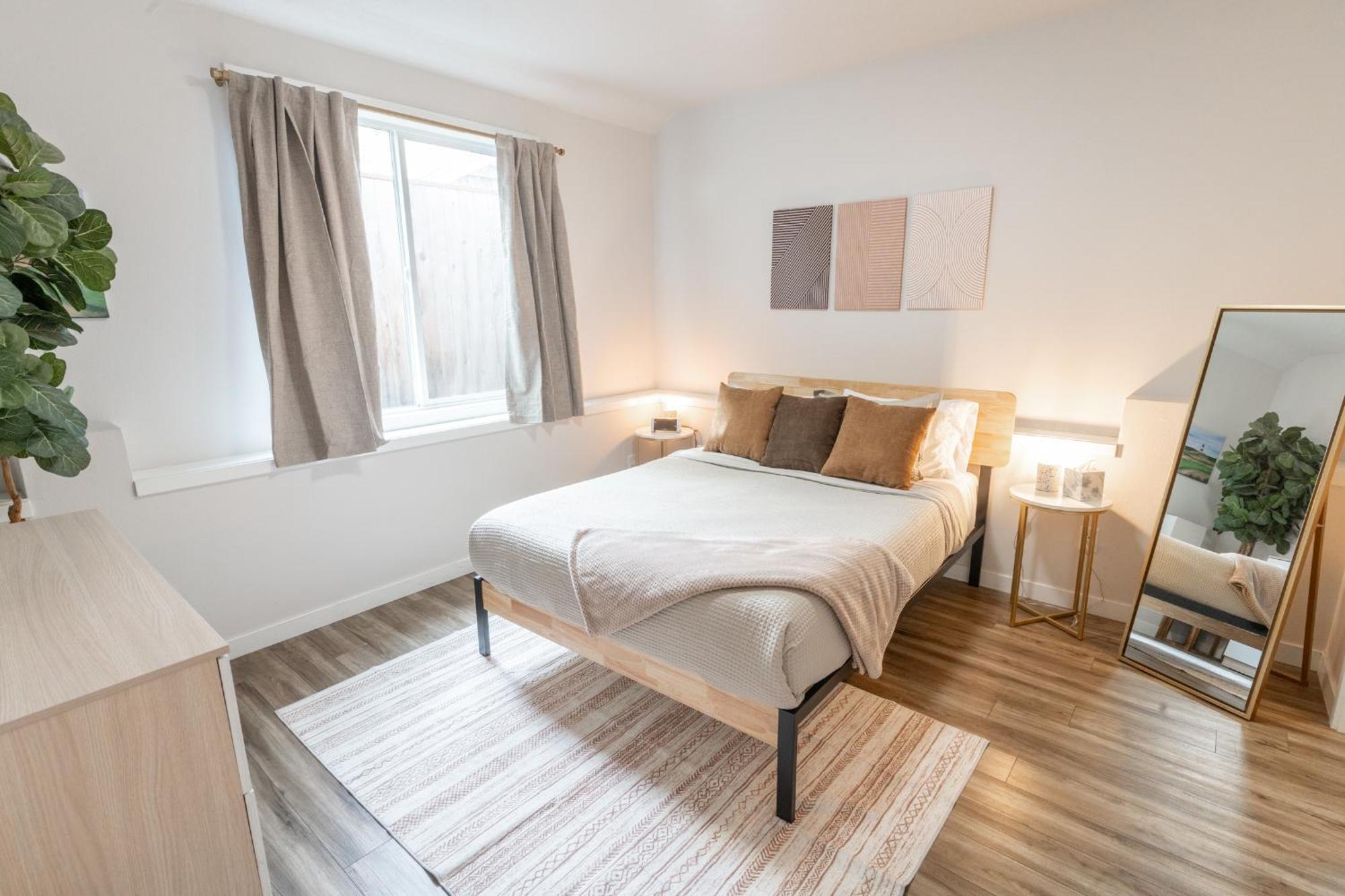 Walkable Apt Next To Restaurants, Bars, And Shops! Портланд Екстериор снимка
